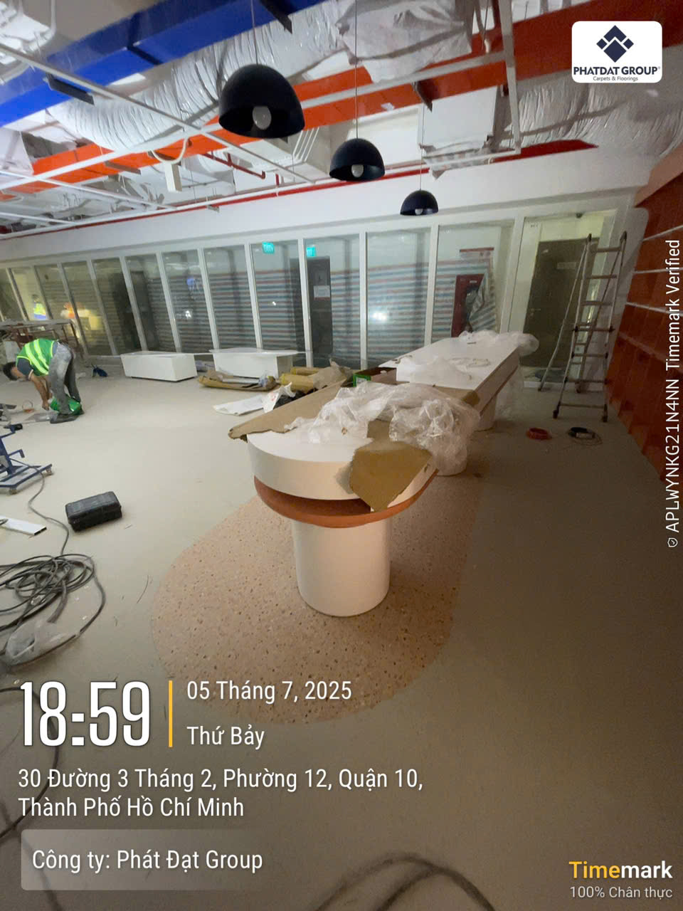 Sàn vinyl terrazzo văn phòng tòa nhà Viettel 5